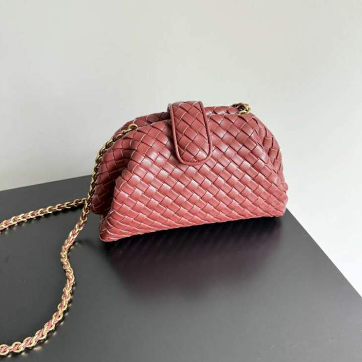 Picture of Bottega Veneta Handbags _SKUfw196404377fw